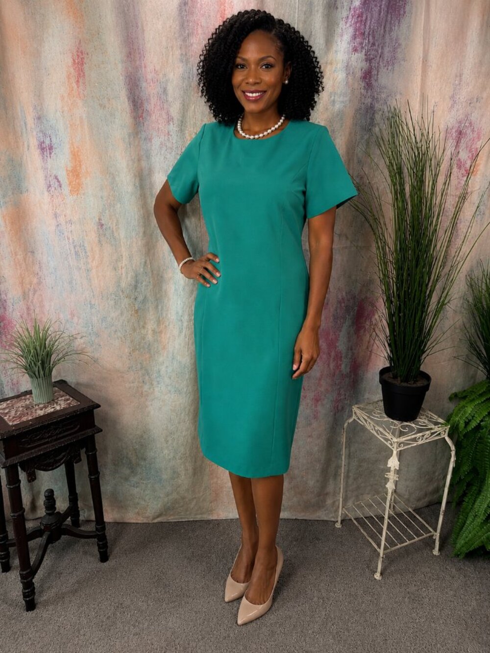 📌Vicki Wayne Jade Green Work to Weekend Ready Sheath Short Sleeves Dress